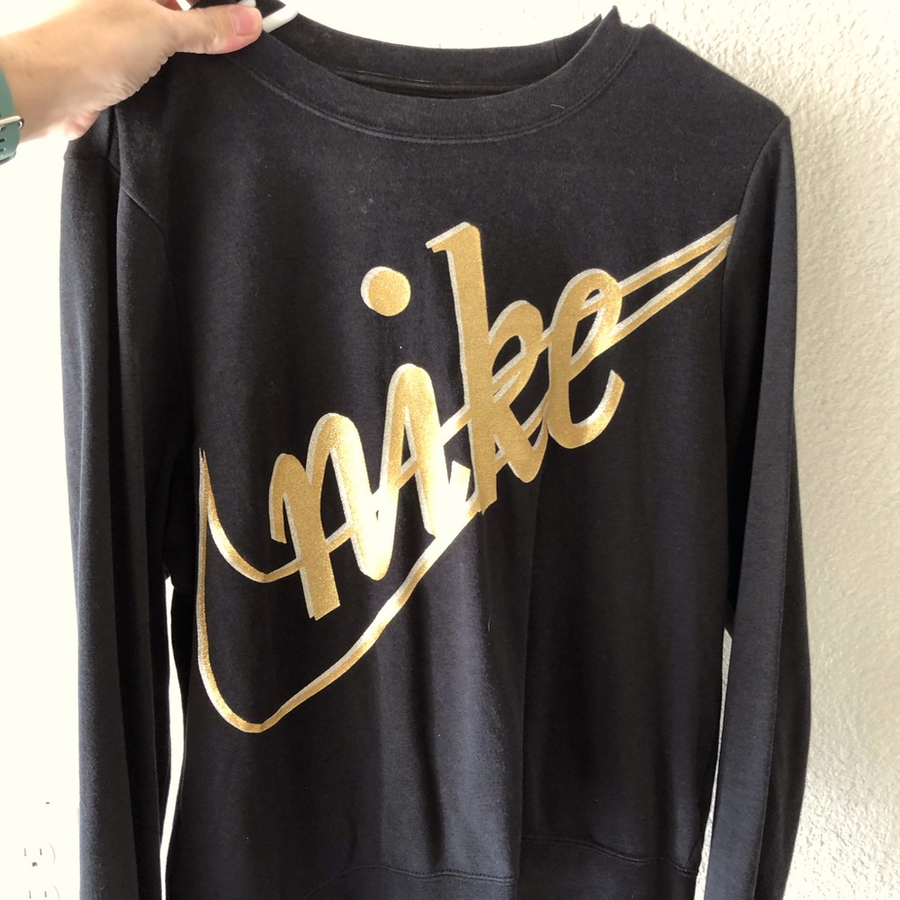 Nike long sleeve shirt
